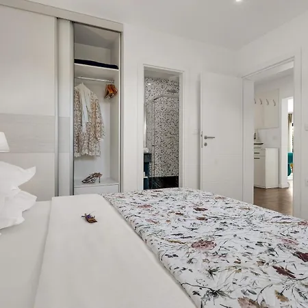 别墅 Festina Lente A Luxury In Makarska, Heated Pool *