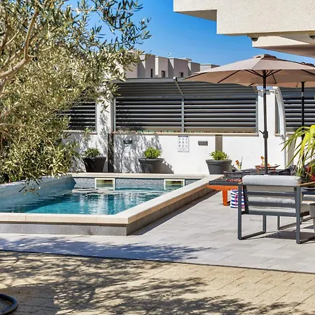 Festina Lente A Luxury In Makarska, Heated Pool Вілла Макарська