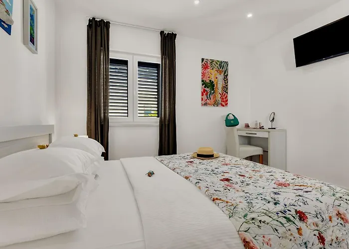 Festina Lente A Luxury In Makarska, Heated Pool Villa Makarska