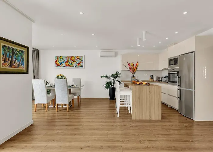 Festina Lente A Luxury In Makarska, Heated Pool * Makarska