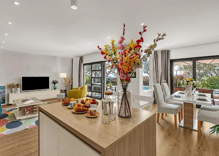 Festina Lente A Luxury In Makarska, Heated Pool Makarska