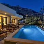 Festina Lente A Luxury In Makarska, Heated Pool