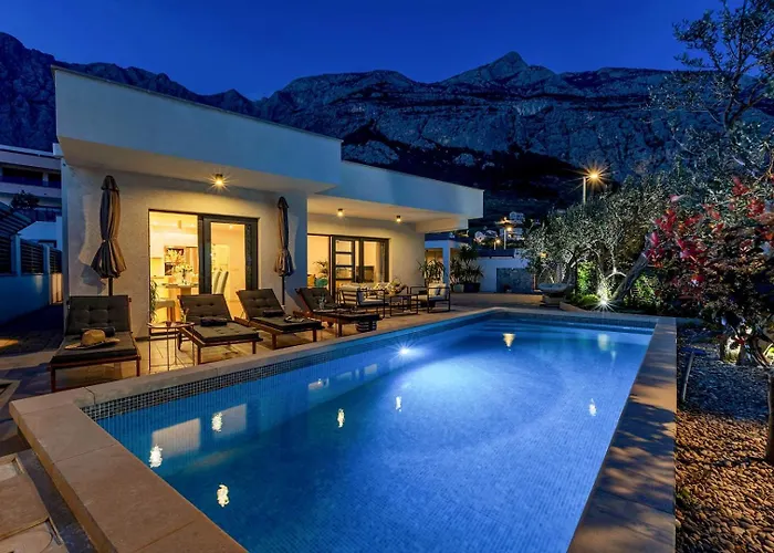 Festina Lente A Luxury In Makarska, Heated Pool * Μακάρσκα