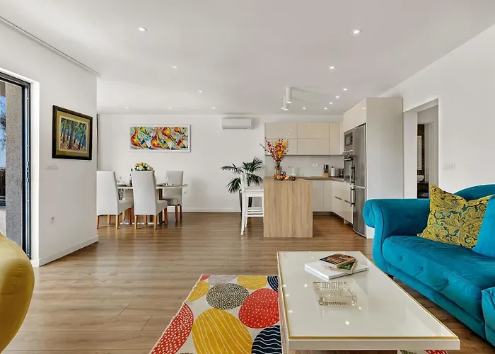 Festina Lente A Luxury In Makarska, Heated Pool