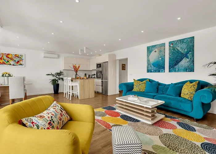 Βίλα Festina Lente A Luxury In Makarska, Heated Pool Μακάρσκα