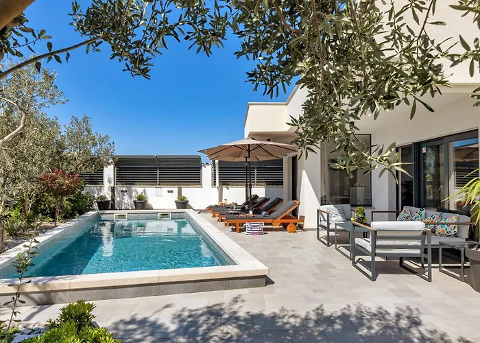 Festina Lente A Luxury In Makarska, Heated Pool * Makarska