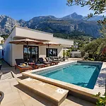 Festina Lente A Luxury In Makarska, Heated Pool * Μακάρσκα