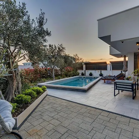 Festina Lente A Luxury In Makarska, Heated Pool Makarska