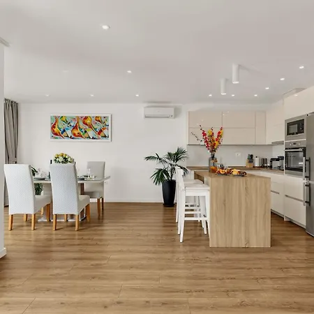 Festina Lente A Luxury In Makarska, Heated Pool * Makarska