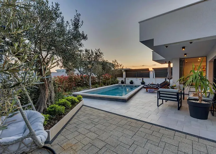 Festina Lente A Luxury In Makarska, Heated Pool Макарська